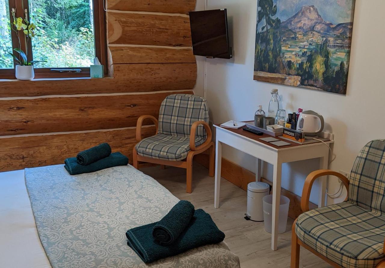 Kilmuir  Owl Lodge Bed & Breakfast מראה חיצוני תמונה