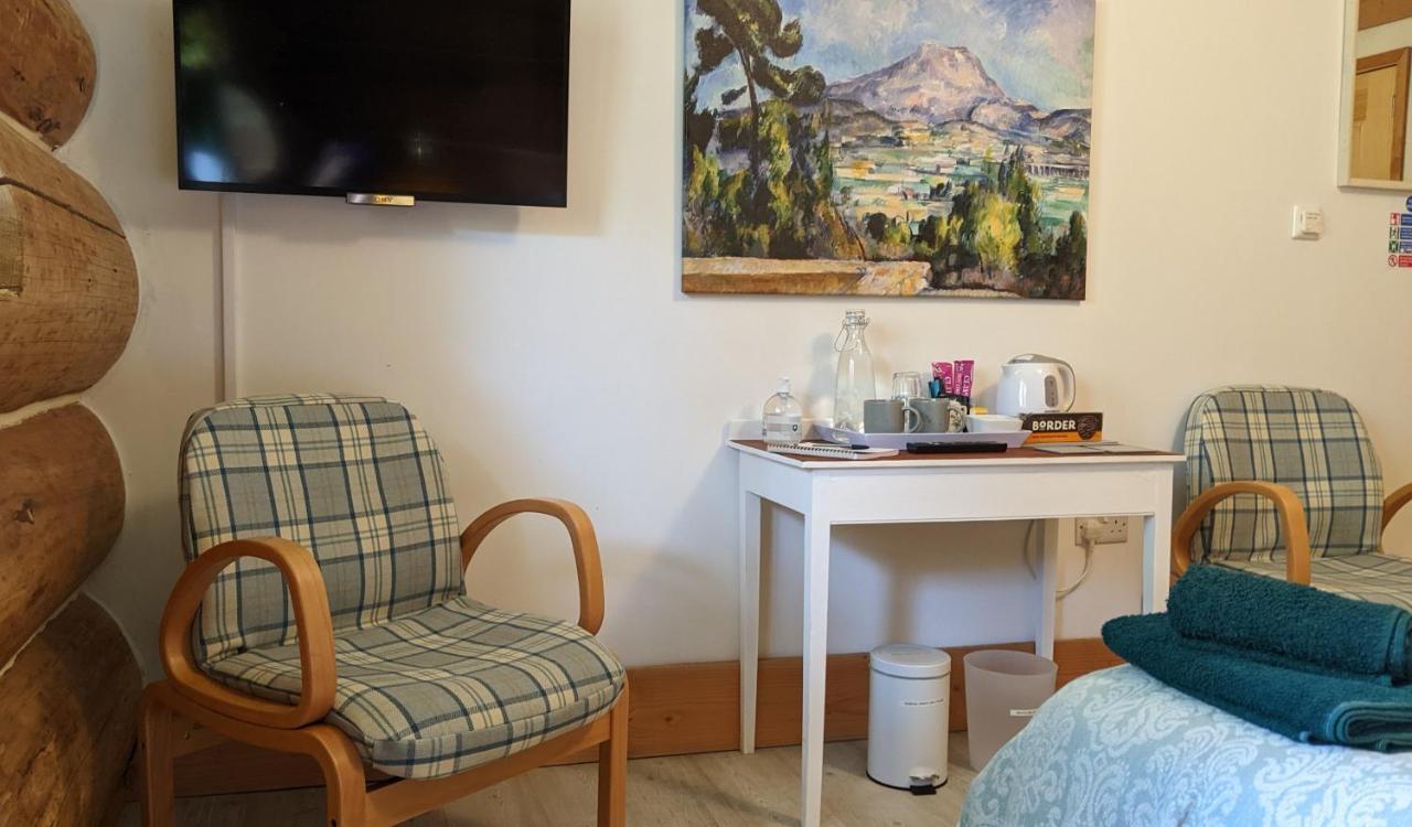 Kilmuir  Owl Lodge Bed & Breakfast מראה חיצוני תמונה